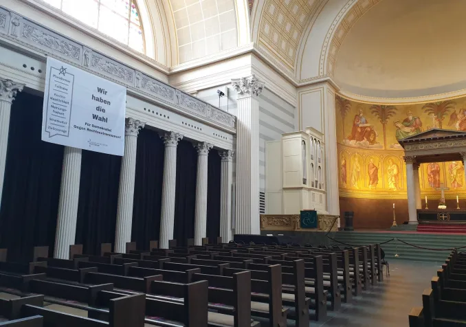 A l'intérieur d'une église de Potsdam. ©Matthias Wirz/RTSreligion