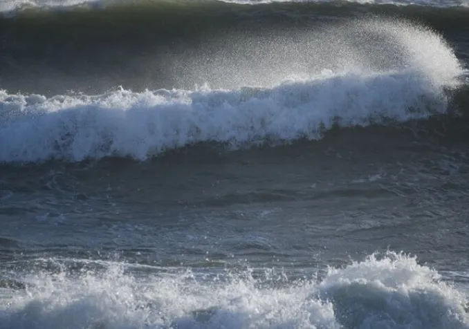 Vagues dans un océan. Hans Lucas via AFP - MAGALI COHEN