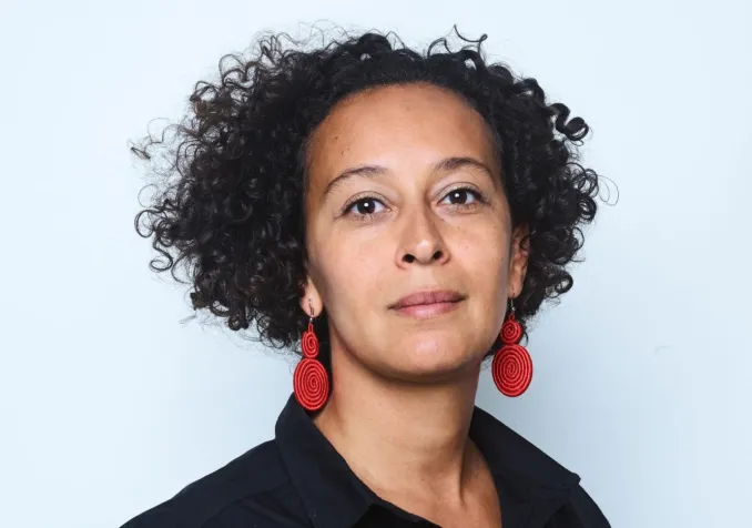 Lʹécrivaine Beata Umubyeyi Mairesse ©Céline Nieszawer, Flammarion