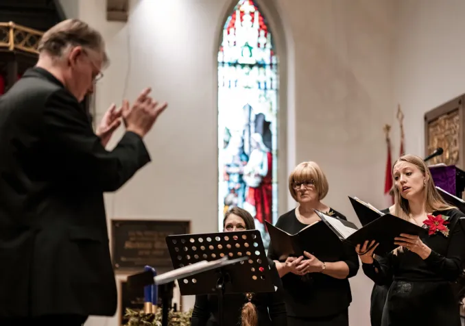 La joie de chanter à l’église ©iStock