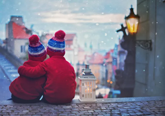 Fixons-nous un défi, celui d’être un calendrier de l’Avent pour les autres, d’être là chaque jour pour quelqu’un @ iStock/tatyana_tomsickova