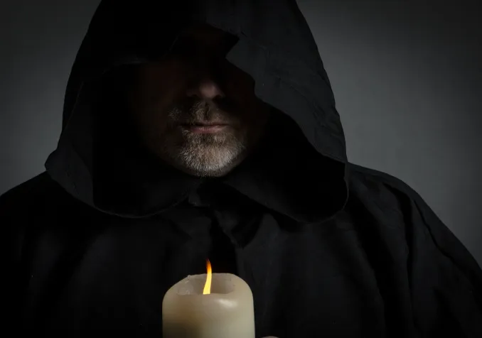 Intégrisme et dérives sectaires IStock