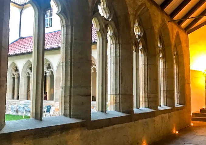 Trésors de la spiritualité avec Laurent Jouvet Cloître