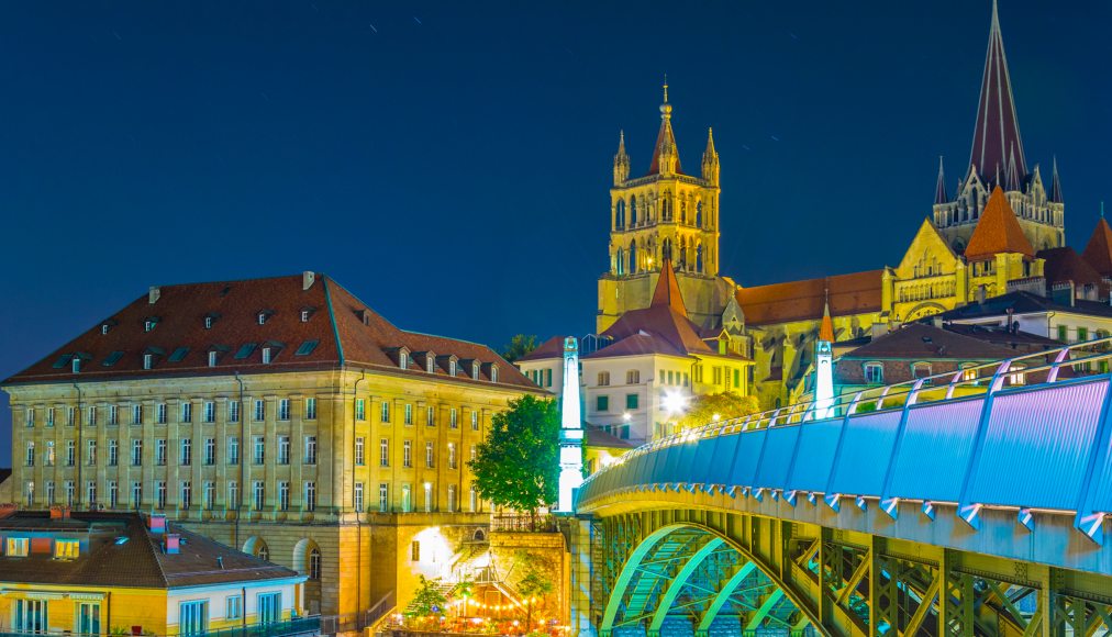 Lausanne, Genève, Fribourg, Sion: leurs cathédrales sont-elles soumises au certificat Covid? Lausanne, Genève, Fribourg, Sion: leurs cathédrales sont-elles soumises au certificat Covid? / IStock
