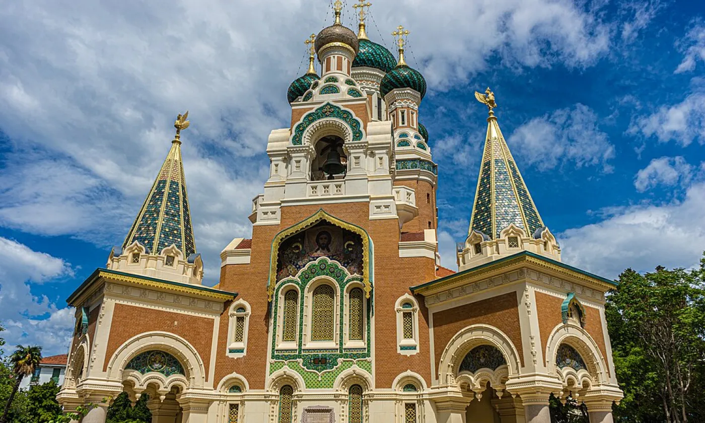 L'église orthodoxe Saint-Nicolas-et-Sainte-Alexandra à Nice ©Miguel Mendez, CC BY 2.0 Wikimedia Commons