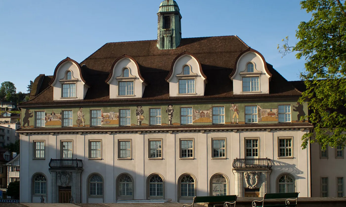Siège du Conseil cantonal d'Appenzell Rhodes-Extérieures à Herisau ©Roland Zumbuehl, CC BY-SA 3.0 Wikimedia Commons