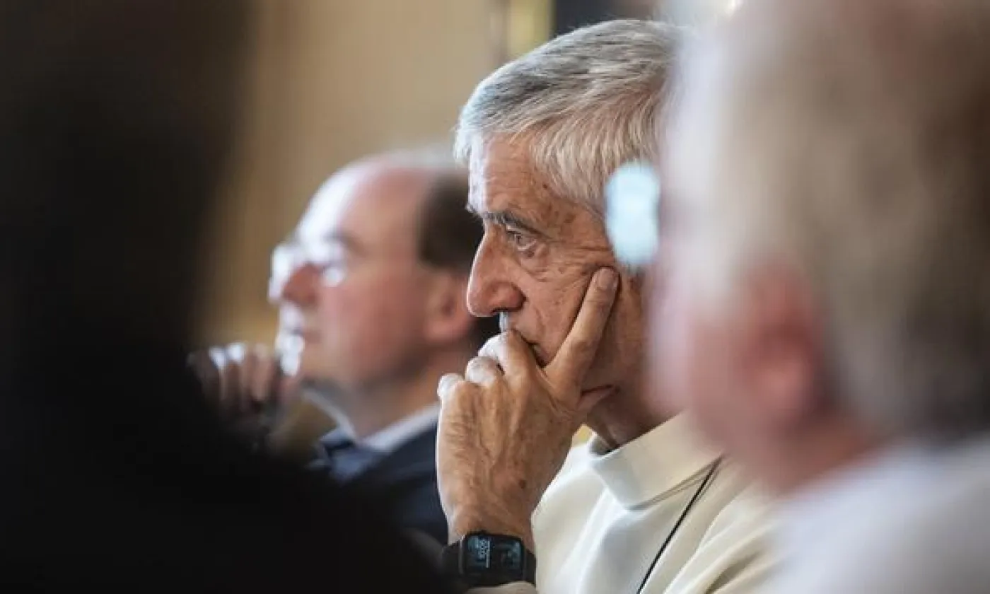 Une pétition prie les évêques catholiques suisses de ne pas se mêler de la vie privée de leurs employés KEYSTONE - LOUIS DASSELBORNE