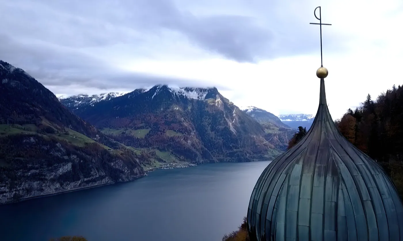 Affiche du film documentaire "Le corset catholique, ou le laborieux chemin vers le droit de vote des femmes" ©www.journeesdesoleure.ch