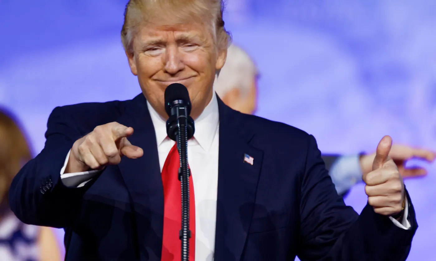 Donald Trump en meeting © Flickr CC BY 2.0 / Michael Vadon