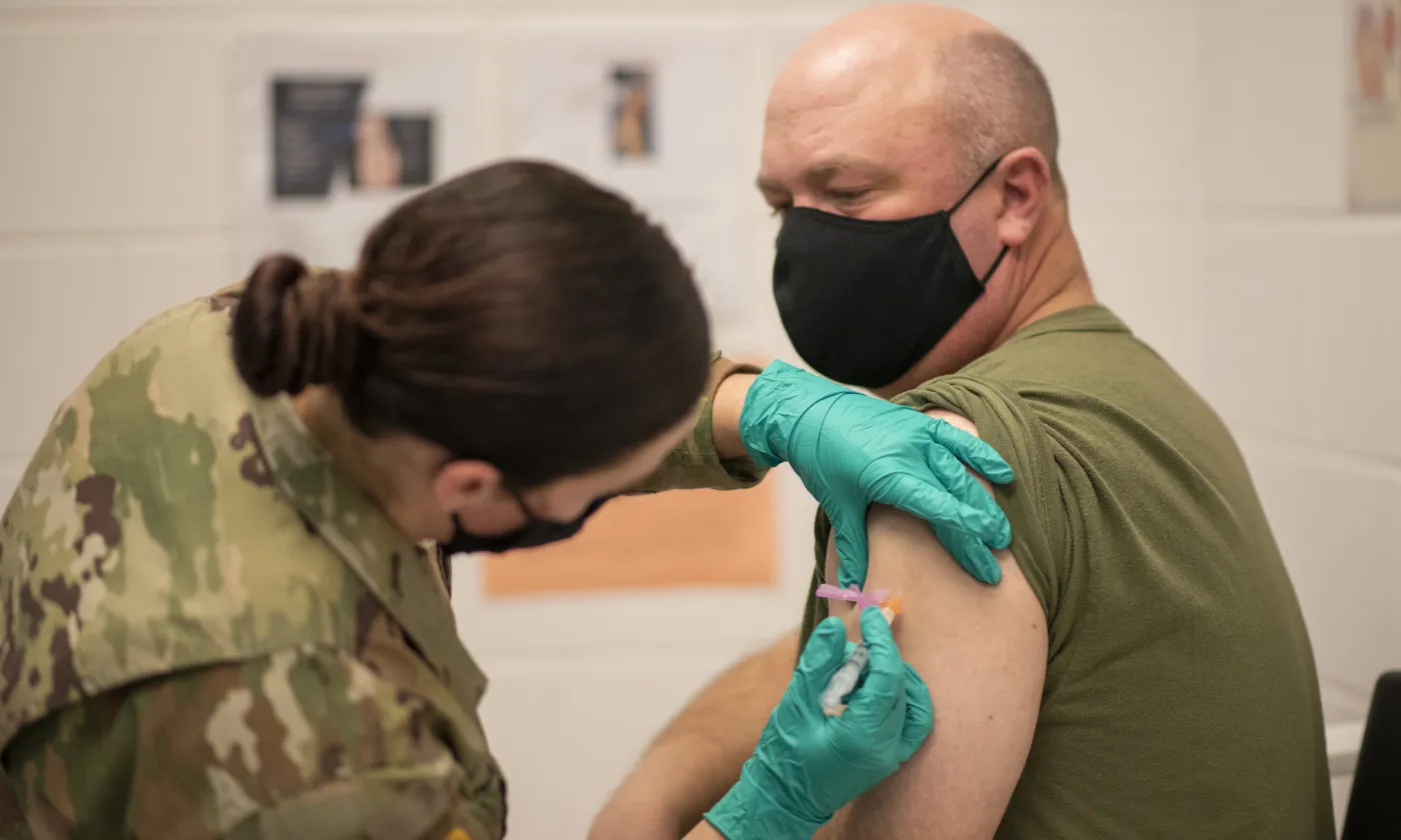 Etats-Unis: l’archevêque en charge des armées défend les militaires qui refusent la vaccination ©Flikr/U.S. Army National Guard/Cpl. Kristina Kranz