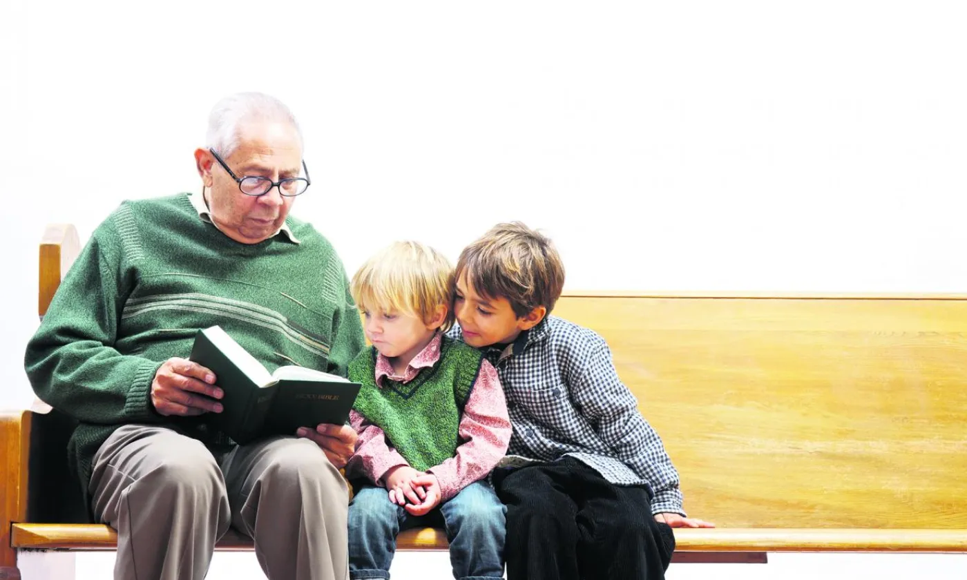 Le fait, même pour des parents croyants, de considérer la foi comme un choix individuel pourrait nuire à la transmission des valeurs. © iStock