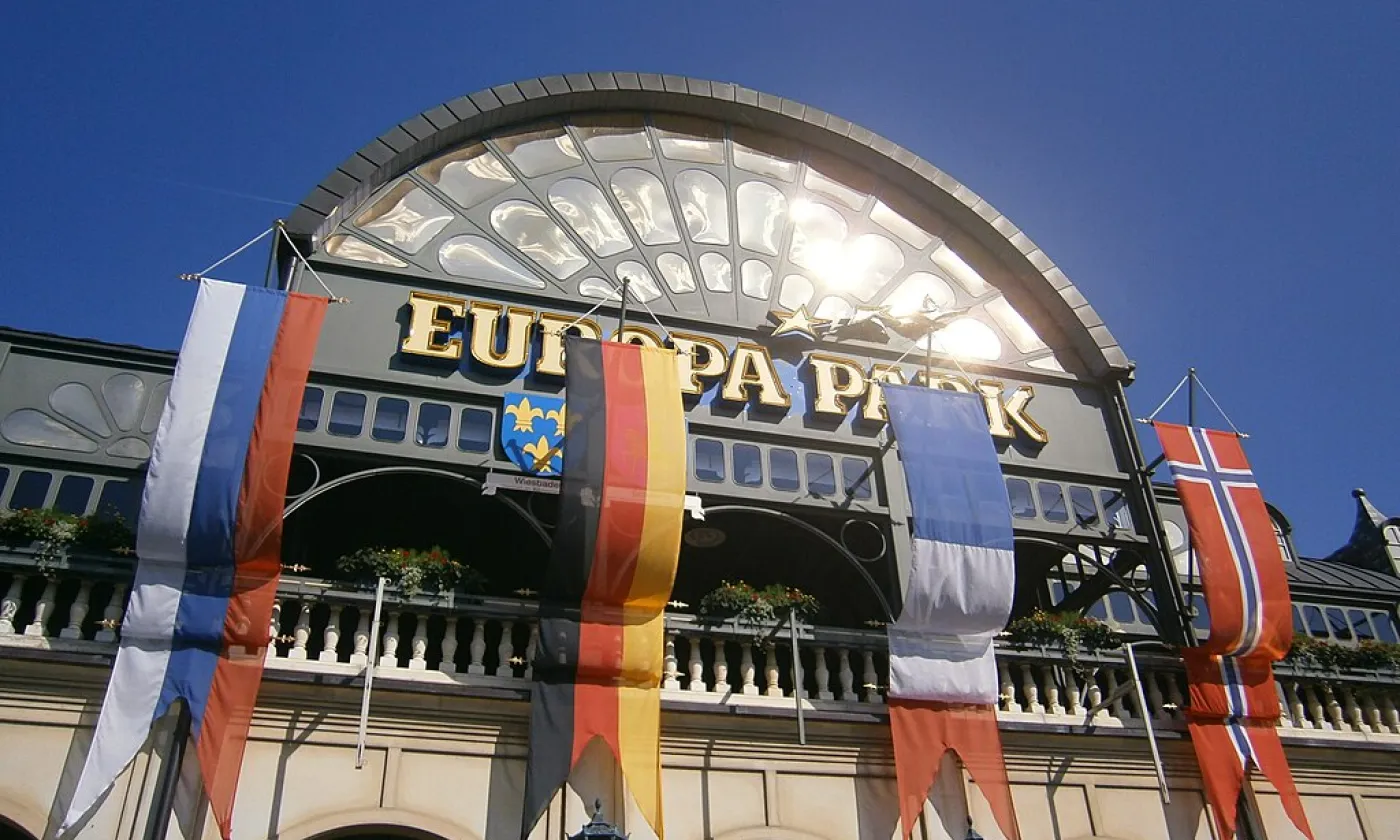 Entrée d'Europa-Park ©Gabriel Rinaldi, CC BY-SA 3.0 Wikimedia Commons
