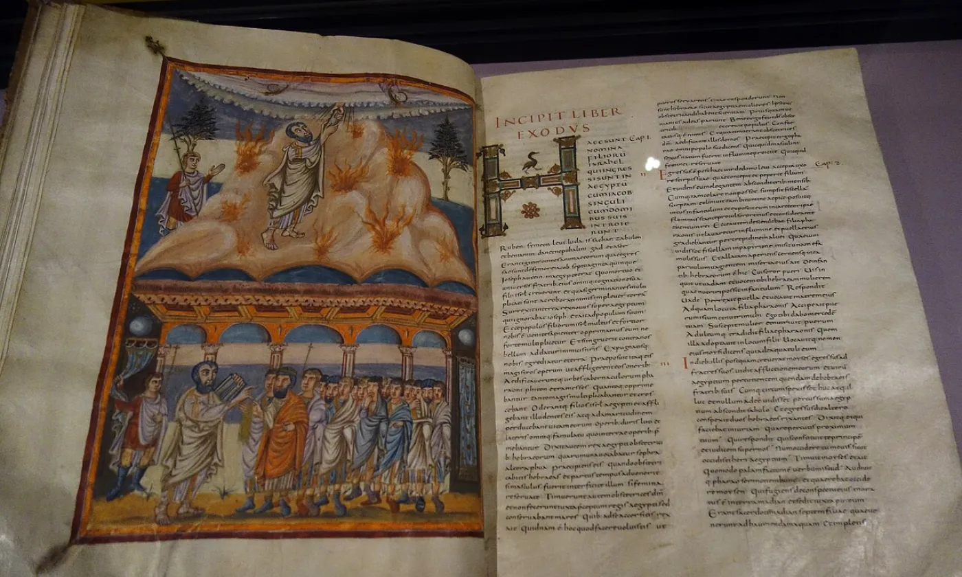 ©Daderot, CC0, Wikimedia Commons La Bible de Moutier-Granval