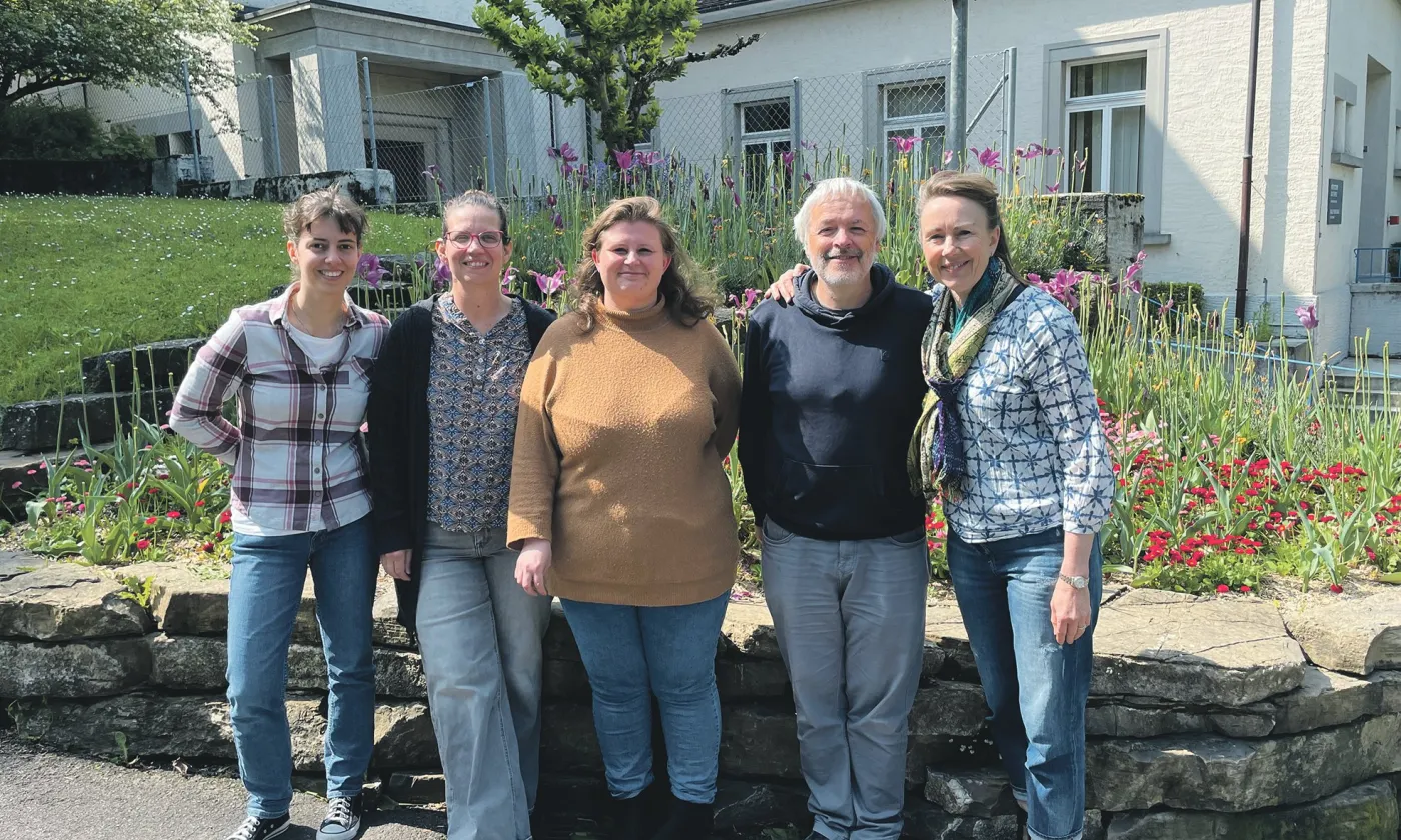 De gauche à droite: Hélène Grosjean, Céline Michel, Christine Amendola, Sylvain Demierre et Arielle Pestalozzi (il manque Emmanuelle Jacquat). © Anne-Catherine Berdoz