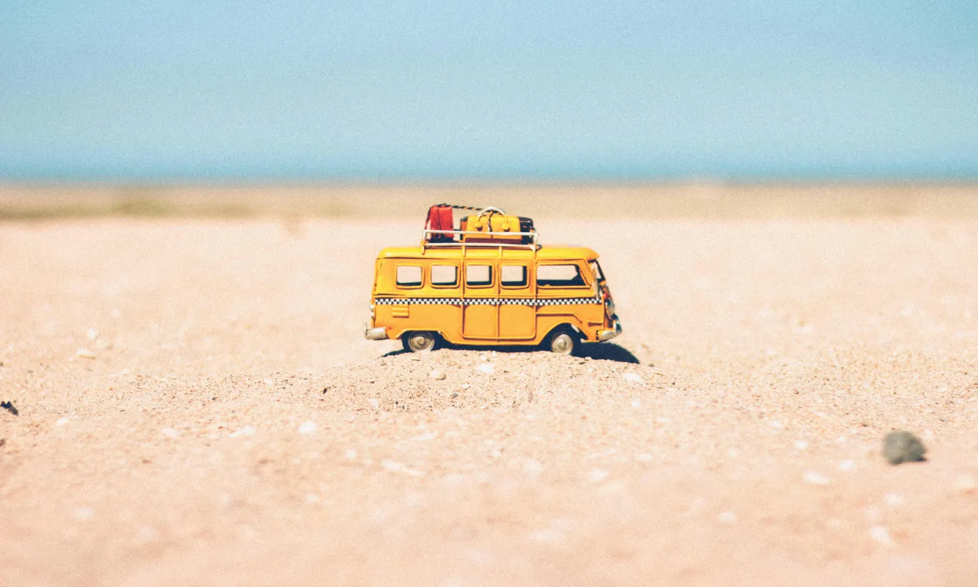 A la plage, sans bagage. © Pexels - Nubia Navarro