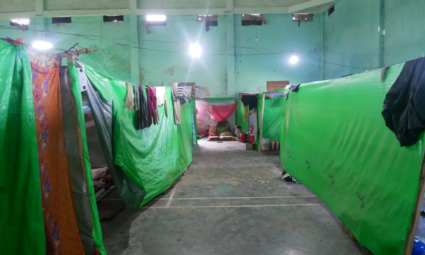 Au Manipur, soixante mille déplacés vivent dans la promiscuité dans des centaines de camps de réfugiés, des deux côtés de la ligne de front. David Métreau