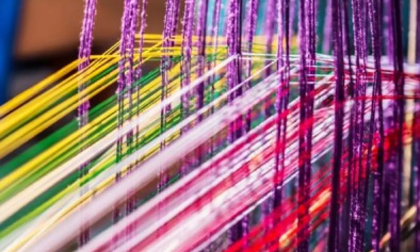 Une journée pour prier et tisser. © Getty Images