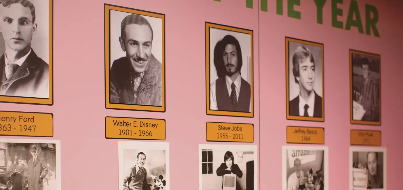 La photo est extraite de l’exposition «Cargo Cults Unlimited», jusqu’au 18 janvier 2025 au Musée ethnographique de Neuchâtel. © Prune Simon-Vermot, Musée d’ethnographie de Neuchâtel