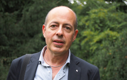 Luca Maria Negro, président de la Fédération des Églises protestantes en Italie : "La pandémie nous pousse à être ensemble des témoins de la résurrection, du changement et de la solidarité." 