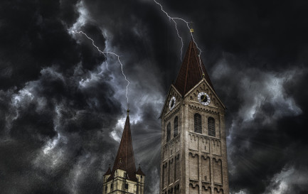 Il y a de l&#039;orage dans l&#039;air dans l&#039;Église vaudoise. (Photomontage) / CC0 Pixabay / O12